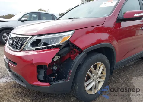 2014 Kia Sorento Lx z USA, uszkodzony, nr VIN 5XYKT3A62EG478538